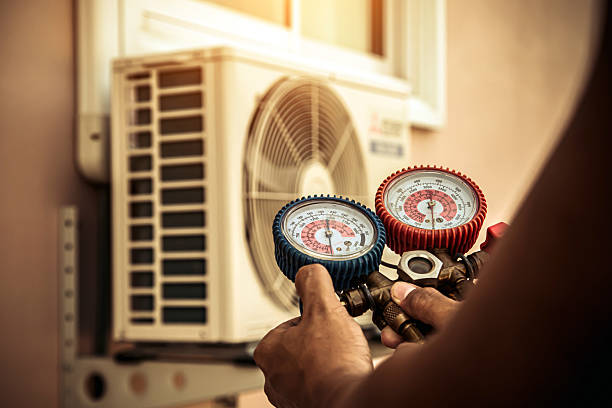 Professional Ductwork Repair technician working in North Stonington, CT